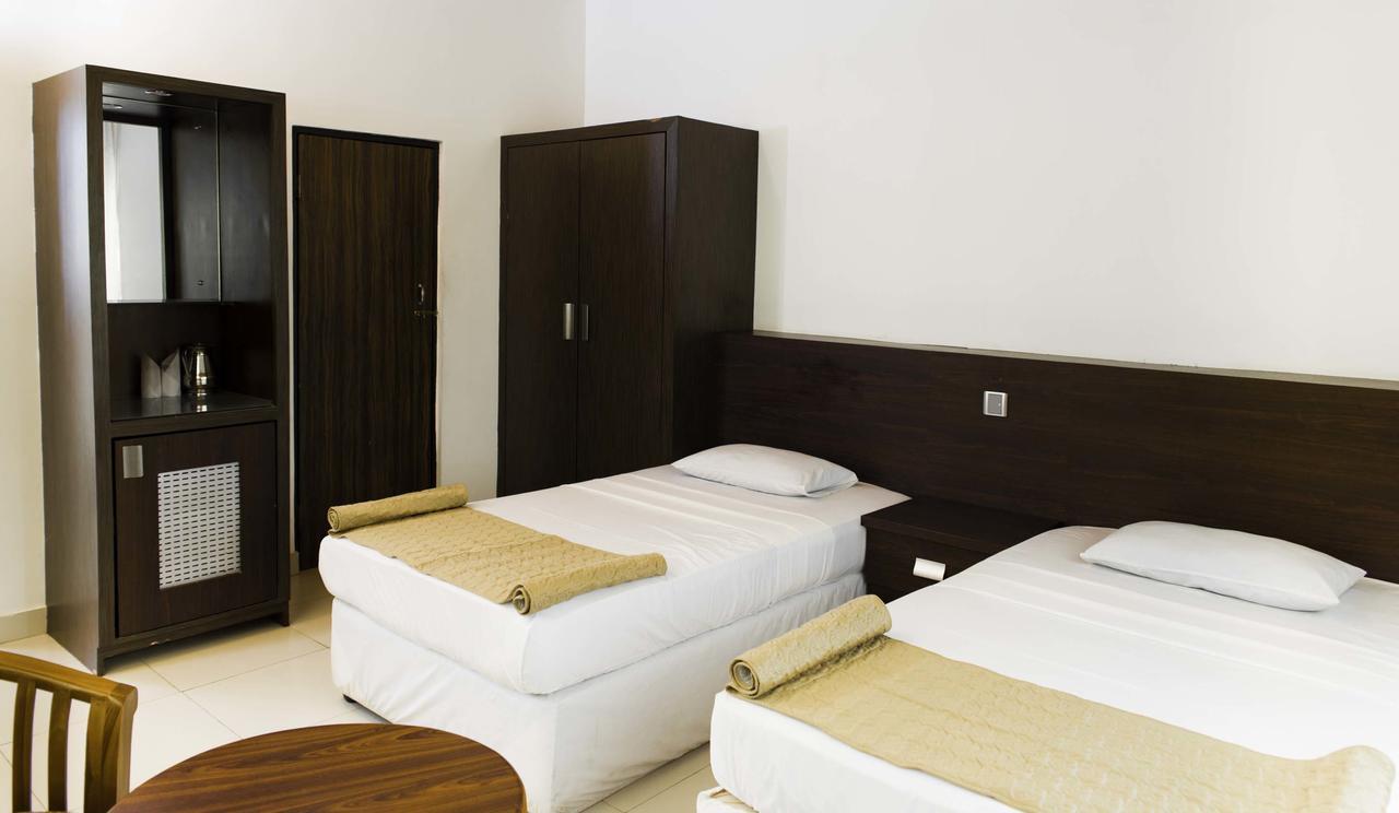 קולומבו Hotel Sunshine מראה חיצוני תמונה